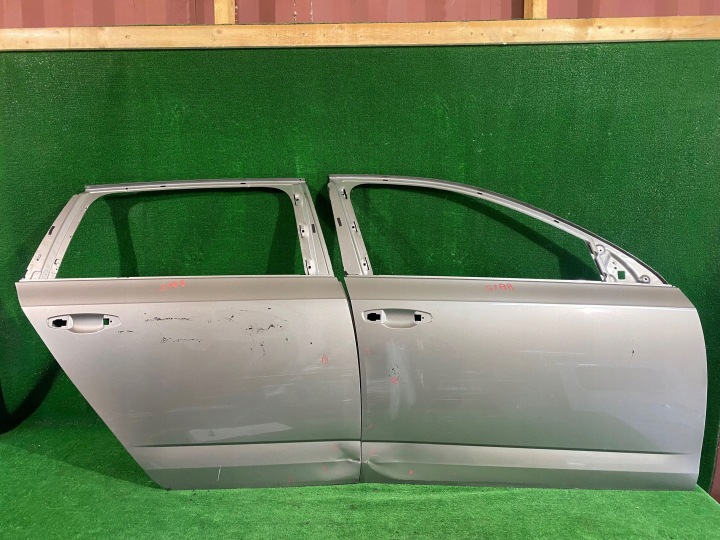 door rear. right right rear part SKODA OCTAVIA III KOMBI