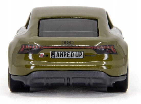 Hot wheels audi rs e-tron gt уцінка (новий з дефектом) — фото 10