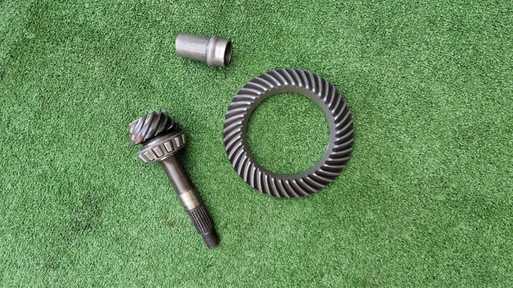 diff GRUSZKA PRZELOZENIE MOSTU front SUZUKI JIMNY 43/11 1998R MALA GLOWA