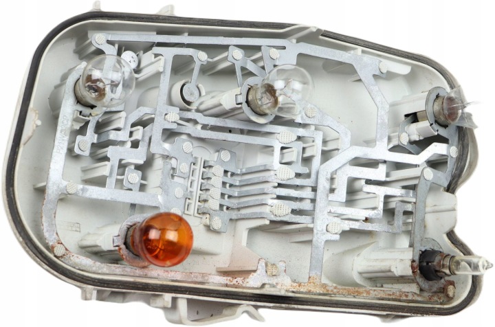 AUDI A6 C6 Sedan WKLAD Leuchte hinten heck links 7 PIN LED LEDOWY Z PRZEJCIOWKA