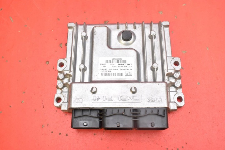 Unité de contrôle Ordinateur Moteur 9666557180 CITROEN C5 II X7 III 2.0 HDI 163 KM