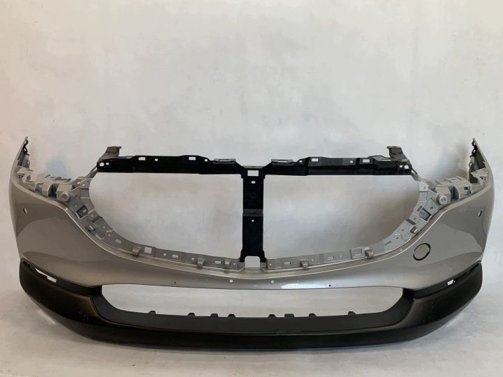 nárazník predný Mazda CX-30 19r PDC DFR5-50031 07.26