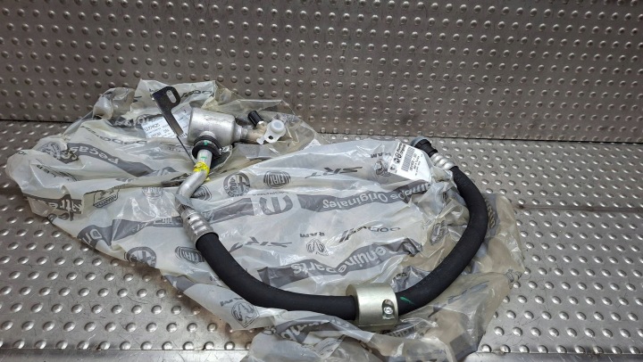 Conduit pieces tuyaux Climatisateur air conditionné 51974525 FIAT PUNTO EVO 0.9 TWIN AIR 2012