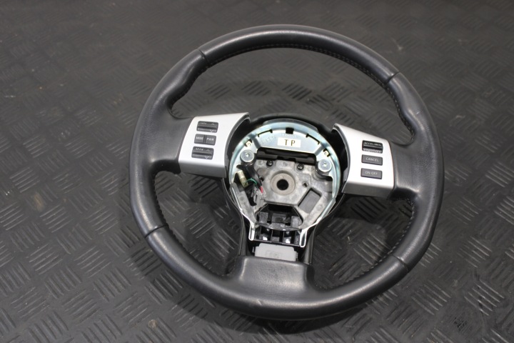 Volant MULTIFUNKCJA NISSAN 350Z LIFT ROADSTER