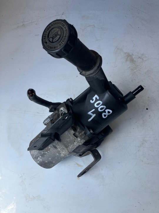 Pompe direction assistée PEUGEOT 5008 3008 et LIFT 9806435680