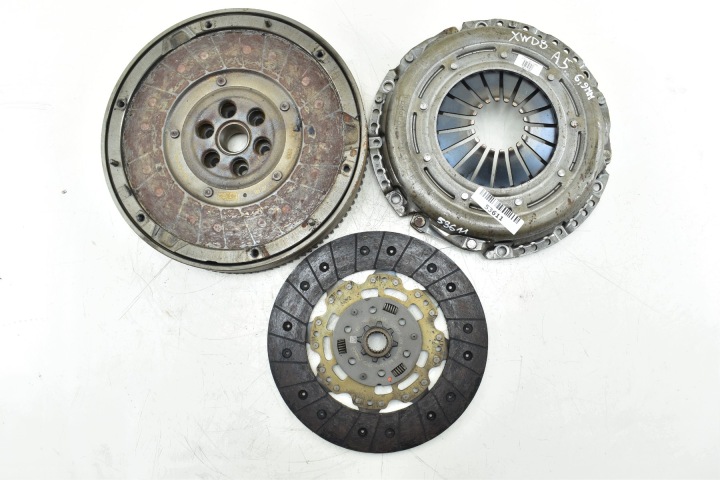 frizione disco di pressione FOCUS MK3 KUGA MK2 MONDEO MK5 1.5 TDCI FM51-7563-AA