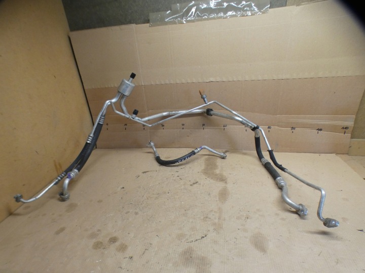 wiring of the hose of the air conditioning PEUGEOT 3008 and 1.6 VTI