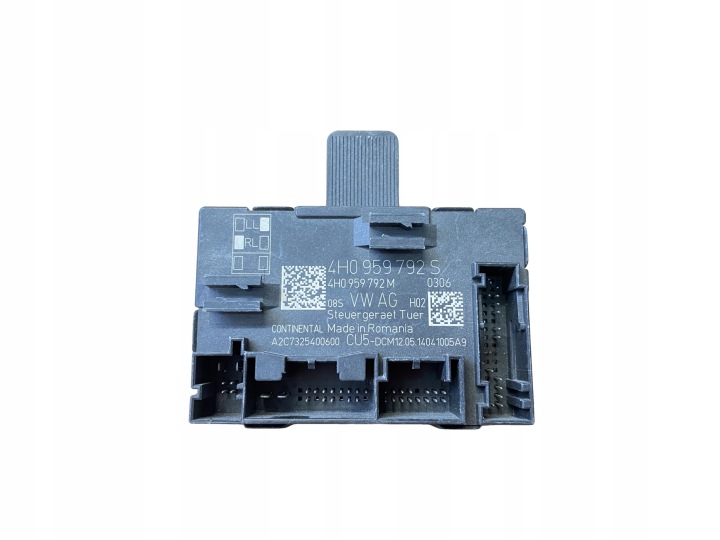 VW TOUAREG PORSCHE modul Tür rechts vorne 4H0959792S