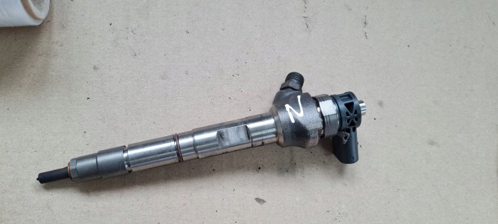 A4 B9 8W Injecteur Injecteur Carburant 2.0 TDI 04L130277N A5 8W Q5 A6