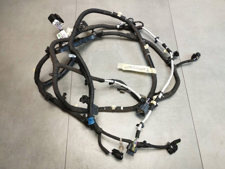 Volkswagen Amarok II 3.0 TDI bundle of the nozzles ADBLUE MB3T2B325MAC