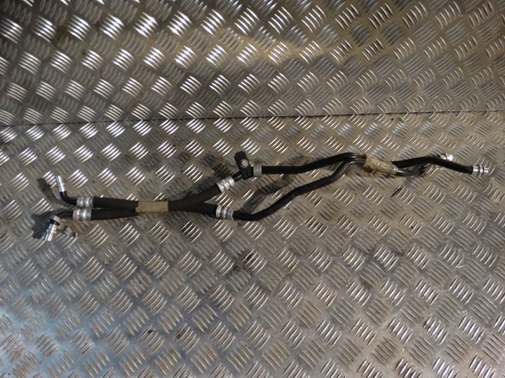 TUYAUX HUILE BOÎTE DE VITESSE ENGRENAGE BMW E60 E61 1
