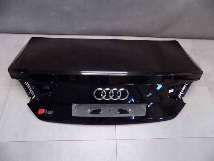 AUDI S8 A8 D4 csomagtartó ajtó hátso LZ9Y