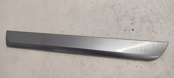 moulding door left rear part rear Audi A4 B7 1,8T petrol LY7G