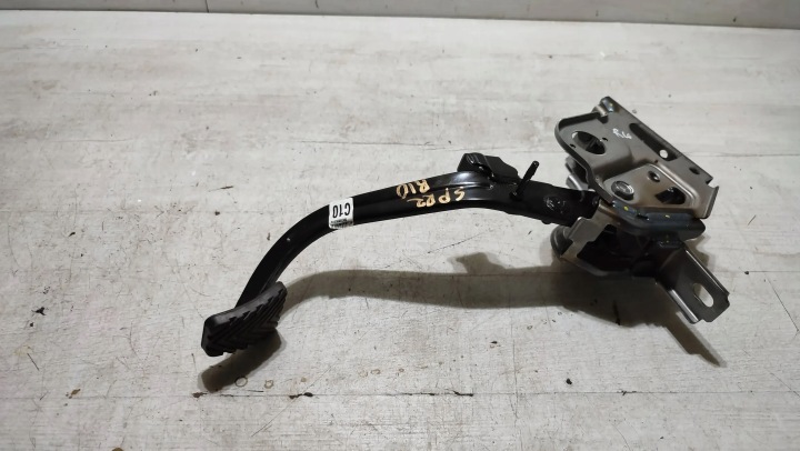 KIA Rio IV 18r pedala kvačila