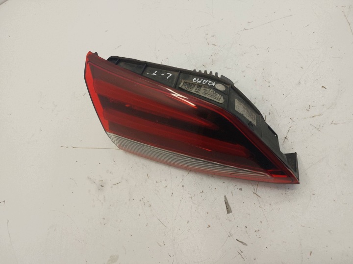 OPEL ASTRA K 15r> KOMBI Licht links links heck hinten LED für die Heckklappe 39077382