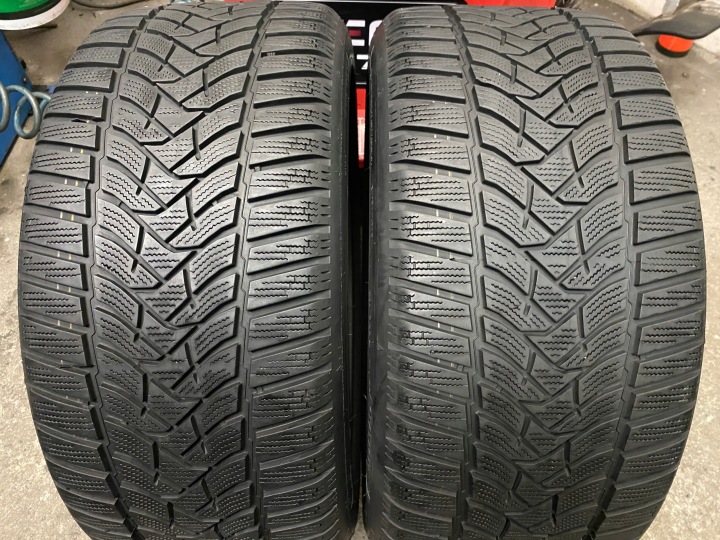 2 Reifen Winter- 245/40R18 97V Dunlop Winter Sport 5 6mm