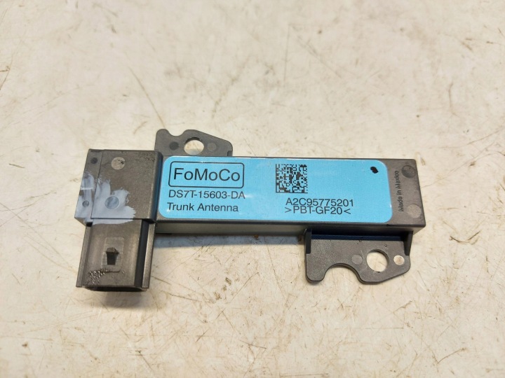Ford Ranger VI 6 2024r amplifier aerial KEYLESS