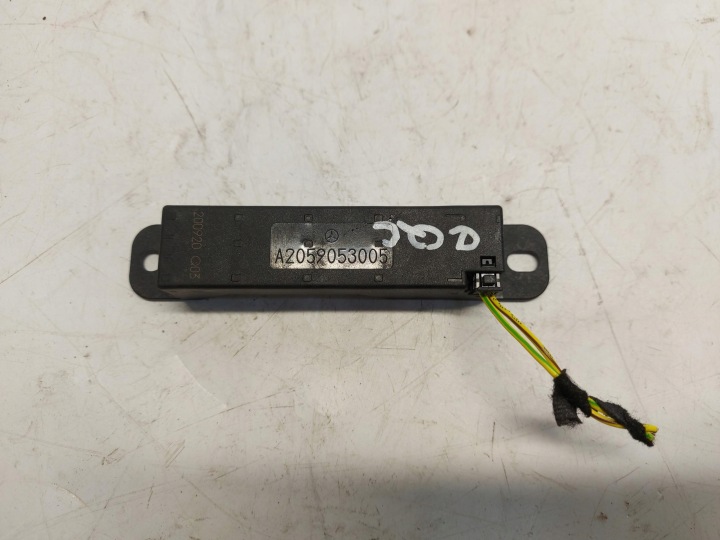 Mercedes EQC 400 W293 Amplificateur ANTENY A2059053005