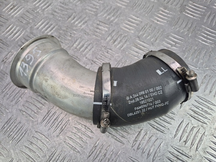 Mercedes C200 W205 schlauch rohr ladeluftkühler A2640980100 M264.920