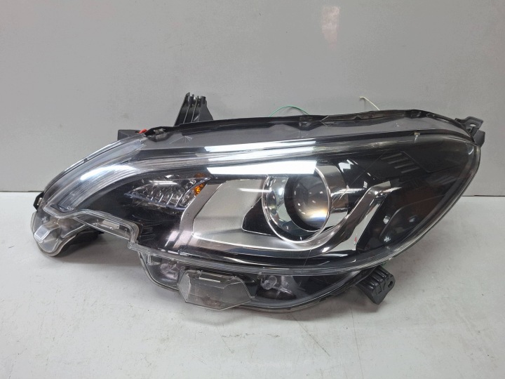 licht vorne links 81150-0H150 PEUGEOT 108 2014