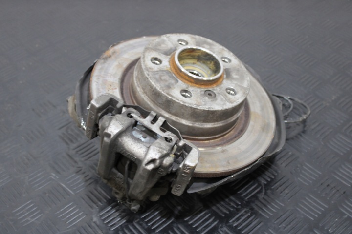 otoč pravý záď zadní BMW 1 F20 F21 LIFT m-packet