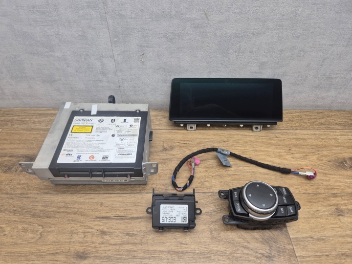 BMW F30 F32 F36 RADIO navigacia NAVI jednotka NBT EVO ID5 kompletný zostava