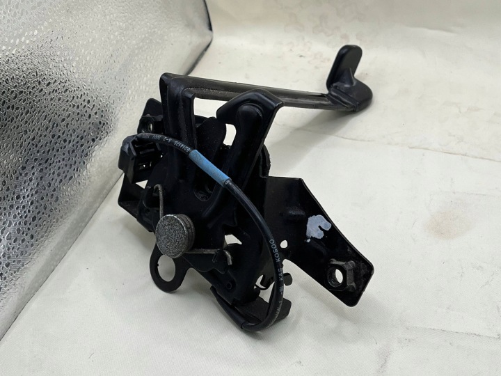 656013VV1A, Serrure du capot Porte coffre hayon NISSAN NOTE !J