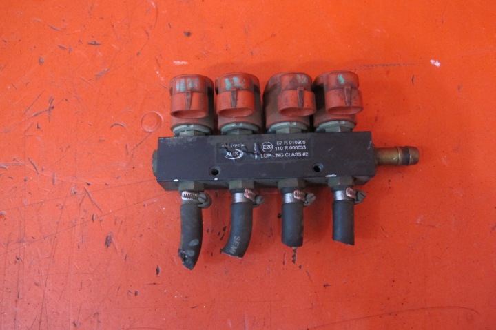 Kraftstoffverteiler Einspritzleiste Einspritzdüse Gas LPG ALEX 67R-010905