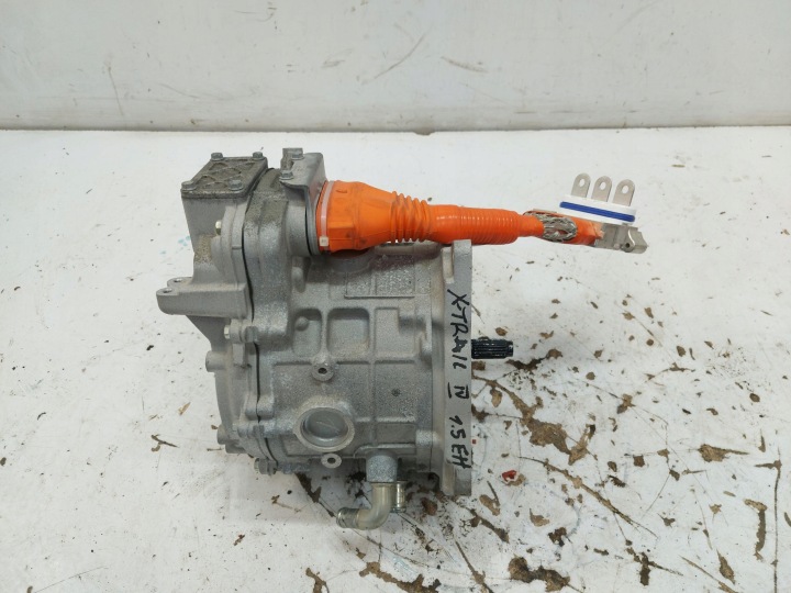 Nissan X-TRAIL T33 IV 2023r Motor elektrisch 1.5 EH hybryda 290c06um0b