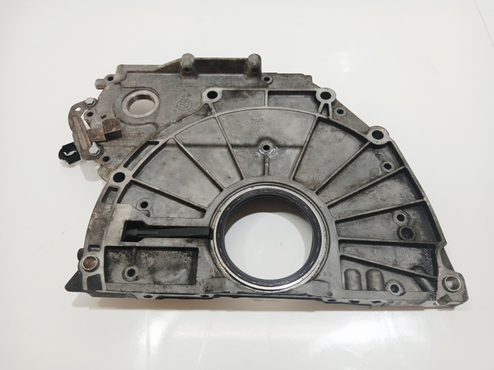 Couverture tablier moteur Couvercle carter distribution BMW X1 E84 F10 N47 2.0D 7810695 (24235520)