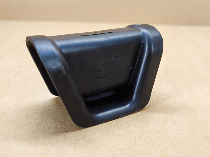 console bracket of the dashboard ROZDZIELCZEJ VOLVO