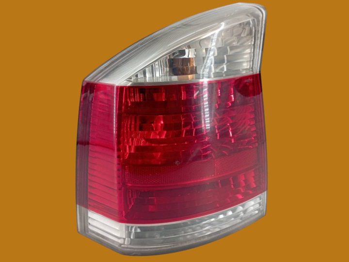 Licht heck links Sedan LIFT 13131000 Opel Vectra III (2002-2008) C