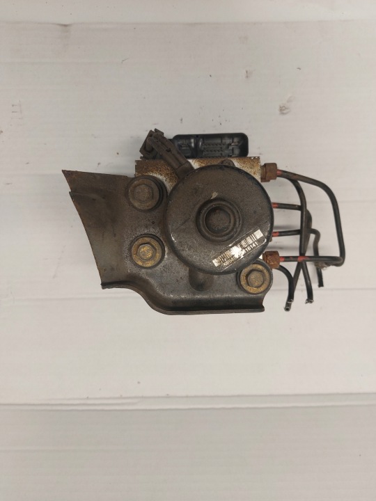 pumpa ABS CHRYSLER VOYAGER IV pumpa 04686702AE
