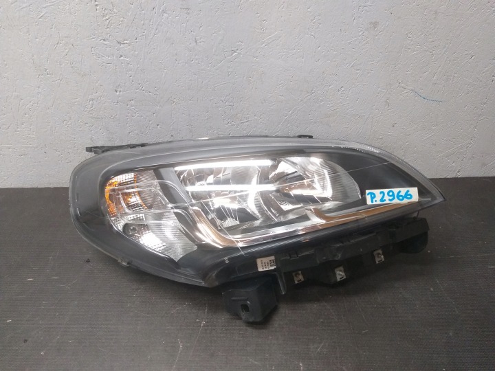 FEUX PHARE AVANT DROIT FIAT DOBLO II 2 LIFT 15- 521094560