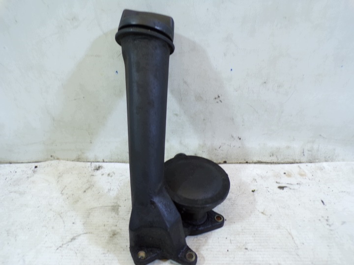 pipe tanks oil VOLKSWAGEN T4 2.5 TDI 074115308B