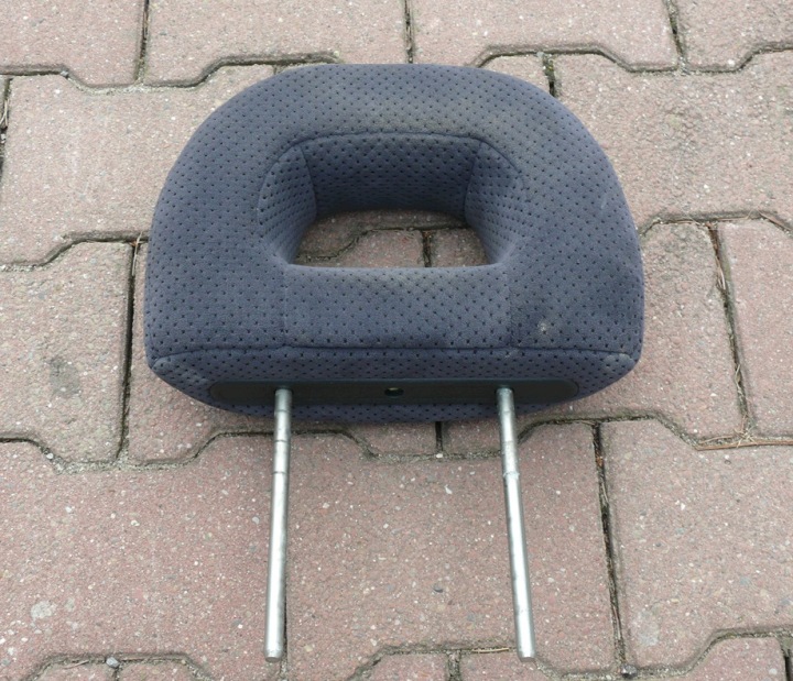poggiatesta sedile destra anteriore passeggeri WELUR MITSUBISHI OUTLANDER e 1 03-06r.
