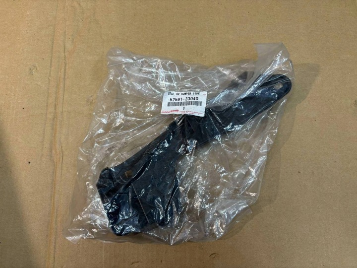 Suppporto montaggio paraurti Destra posteriore TOYOTA CAMRY VIII XV70 5259133040