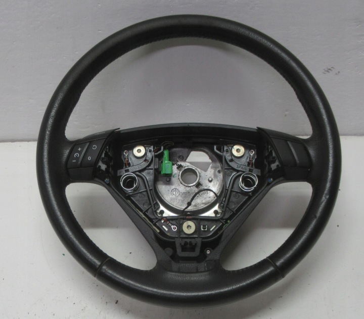 VOLVO S60 04R volant