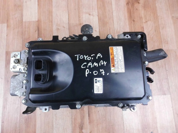 Toyota Camry 2.5 HYBRID XV70 2019 2020 2021 inwerter konwerter falownik