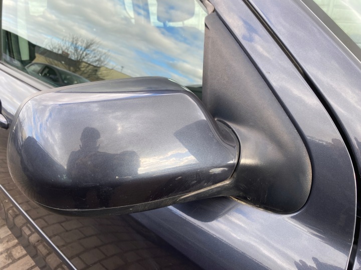 Mazda 2 1 und FL 02-07 Spiegel rechts elektrisch kod lakieru 33T