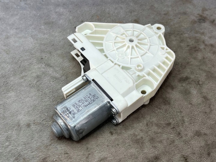 Micro moteur Vitres Droite Arrière AUDI A4 B8 8K0959812 europa !J