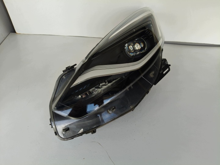 licht links REFLEKTOR OPEL ZAFIRA C 16- LIFT FULL LED
