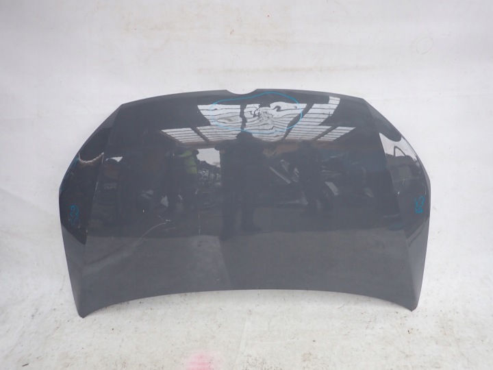 VW TOURAN et 1 LIFT 10-15 Capot
