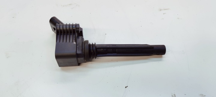 coil ignition AUDI VOLKSWAGEN SEAT SKODA 2.0 TFSI TSI 06J905110N