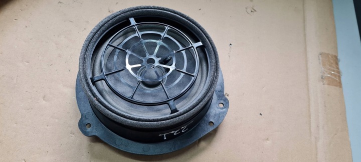 A5 8W LIFT reprák dveře pravý levý záď 8W5035411 A4 B9 8W