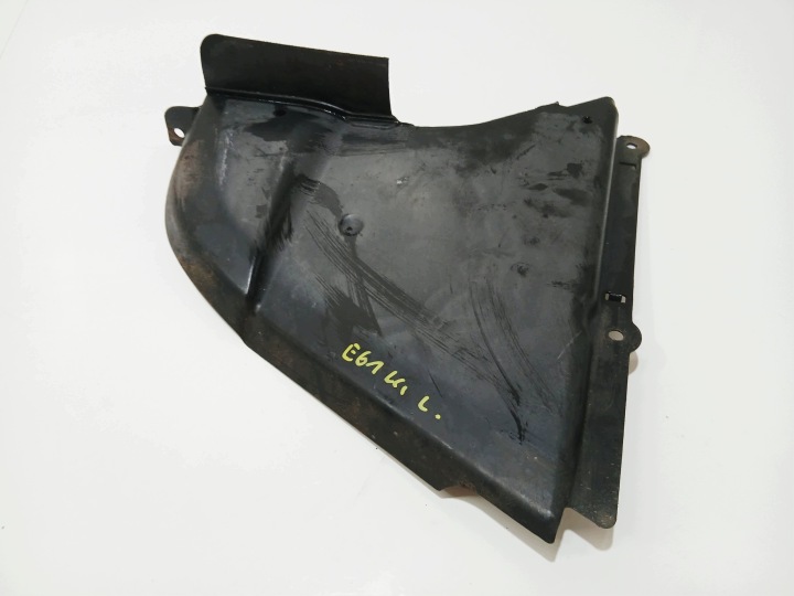 copertura grembialina triangolo NADKOLA sinistra BMW E61 LCI 7033753