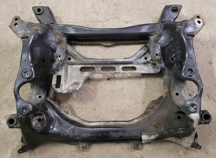 MERCEDES W204 Essieu Pont essieu Essieu avant berceau Avant W204 W212 4 MATIC A2126280457