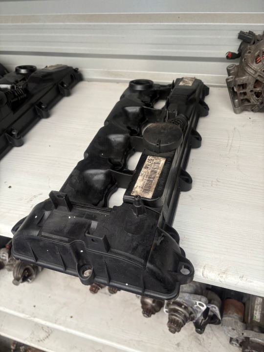 cover cover of valves MERCEDES 2.2 CDI A651 A6510109714