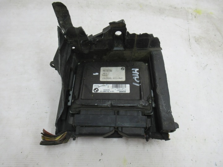 ORDINATEUR UNITÉ DE CONTRÔLE MOTEUR MINI COOPER R50 1.6 16V