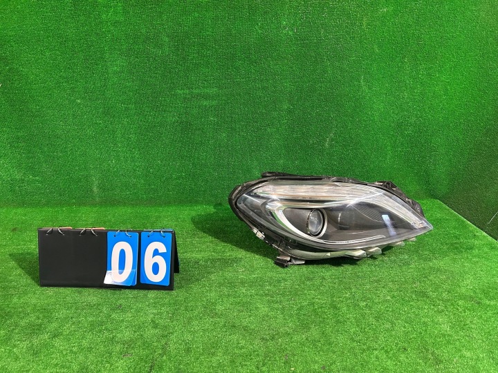 REFLEKTOR rechts MERCEDES B-KLASA BI-XENON W246 A2468207461